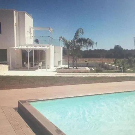 Villa Blanc *