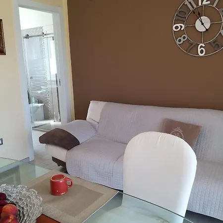 Blanc Villa
